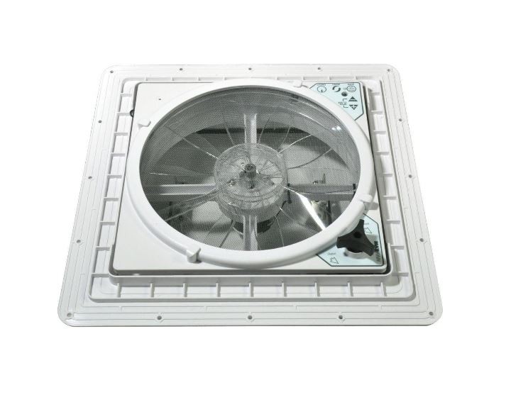 Maxxair Maxxfan Deluxe rooflight vent, 40x40 cm, crystal clear (ventilation while driving)